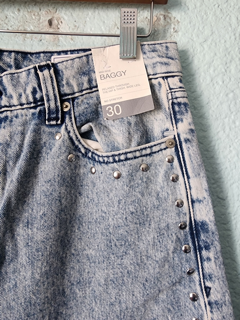 GAP Mid Rise Baggy Jeans - Light Blue Denim New With Tags - Picture 3 of 14